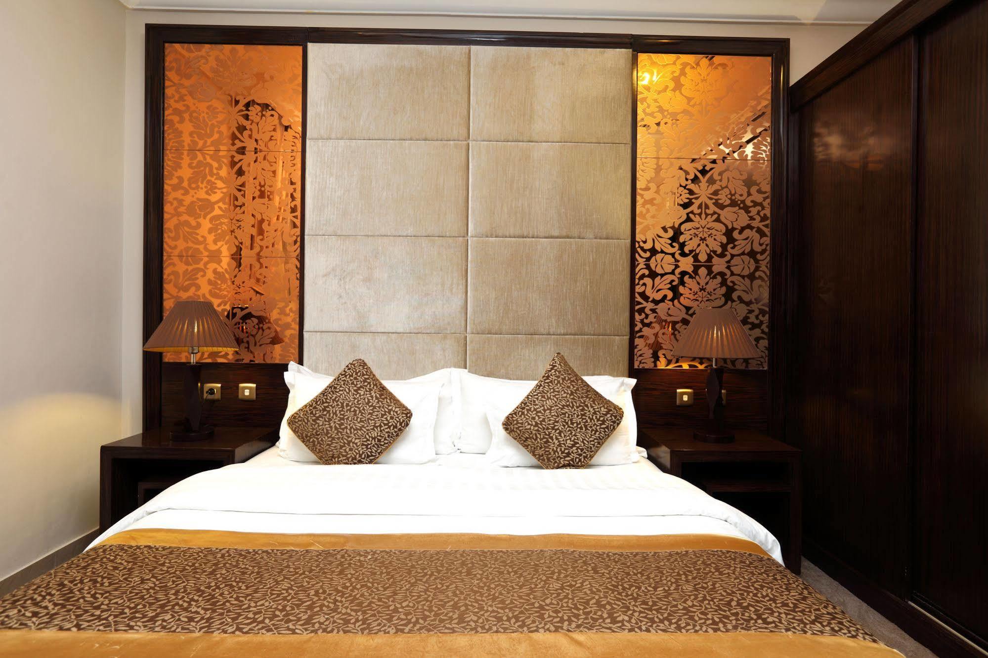 บูด เทฟ Aparthotel ฏออิฟ ภายนอก รูปภาพ